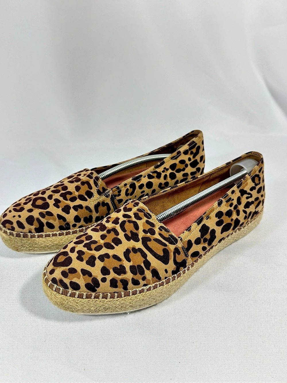 Dr. Scholls Be Energized Leopard Print Espadrille Flats US 10 Like New